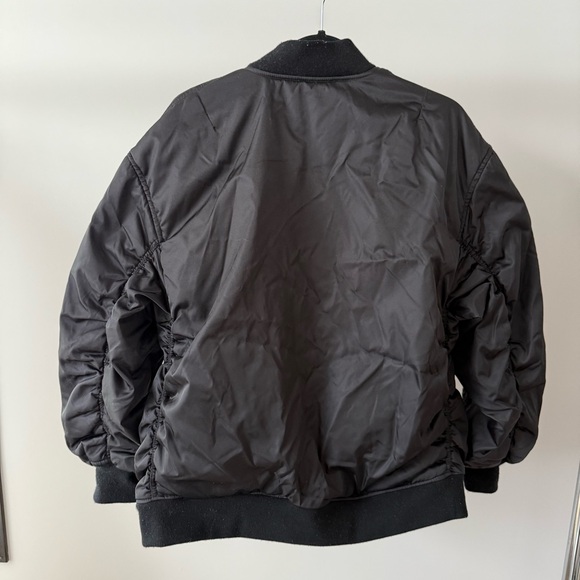 Aritzia Orbital Bomber Size M Black - Picture 3 of 4